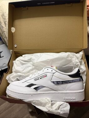 Reebok White Low-Top Sneakers with Black Accents and Red Detail